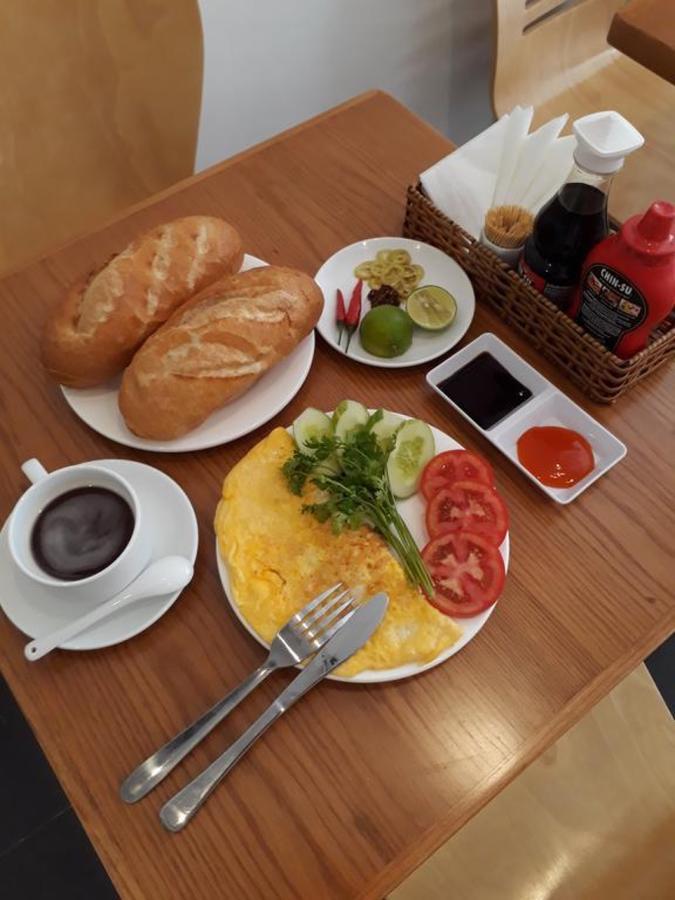 Ha Vy Hotel Хошимин Екстериор снимка