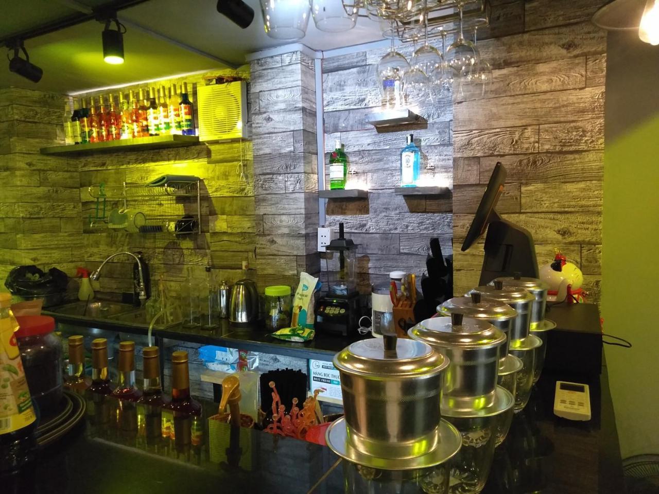 Ha Vy Hotel Хошимин Екстериор снимка